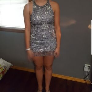 Ladies homecoming dress worn 1 time